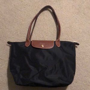 Black Longchamp medium purse